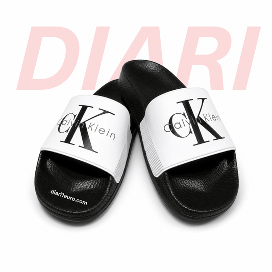 Shapka Calvin Klein Bardhë & Zezë – Stil Minimalist dhe Rehati e Përditshme pa qmim
